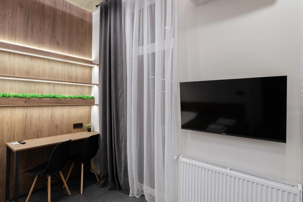 Luxury Apartments Smart House Ungvár Kültér fotó