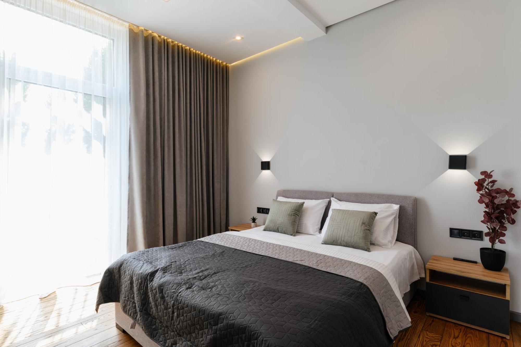 Luxury Apartments Smart House Ungvár Kültér fotó