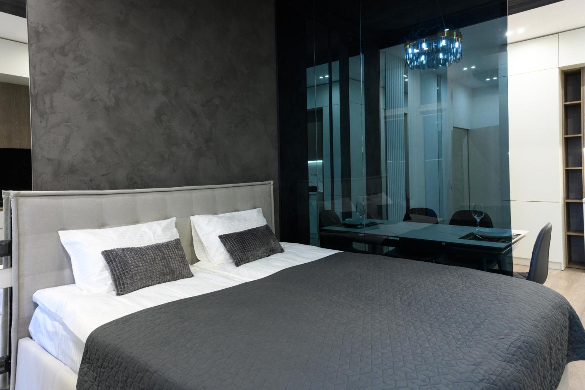 Luxury Apartments Smart House Ungvár Kültér fotó